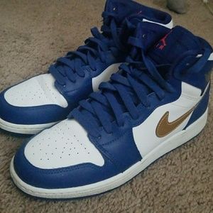 Deep Royal Blue/Metallic Gold Retro 1